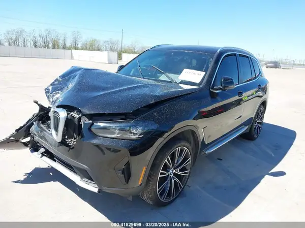 5UX43DP05N9N12473 2022 BMW X3 - Image 2