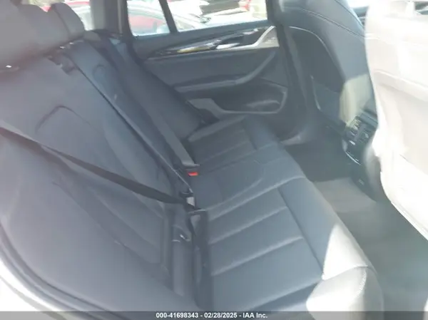 5UX43DP05R9T82104 2024 BMW X3 - Image 8