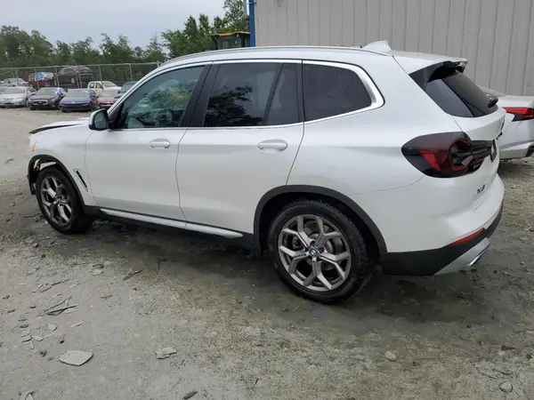 5UX43DP05R9U57318 2024 BMW X3 - Image 2