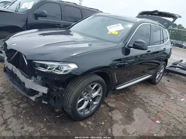 5UX43DP05R9V19705 2024 BMW X3 - Image 2