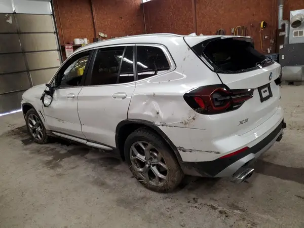 5UX43DP05R9V46662 2024 BMW X3 - Image 2