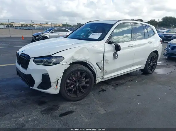 5UX43DP05R9V81640 2024 BMW X3 - Image 2
