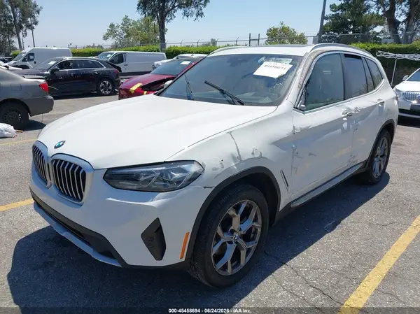 5UX43DP05R9V89477 2024 BMW X3 - Image 2