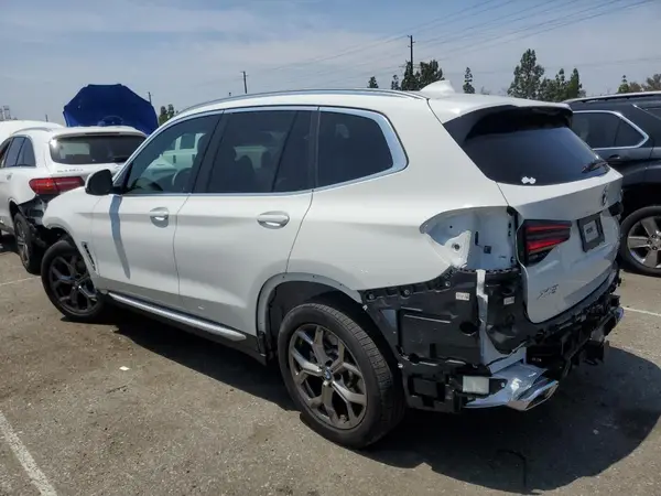 5UX43DP05R9X44206 2024 BMW X3 - Image 2