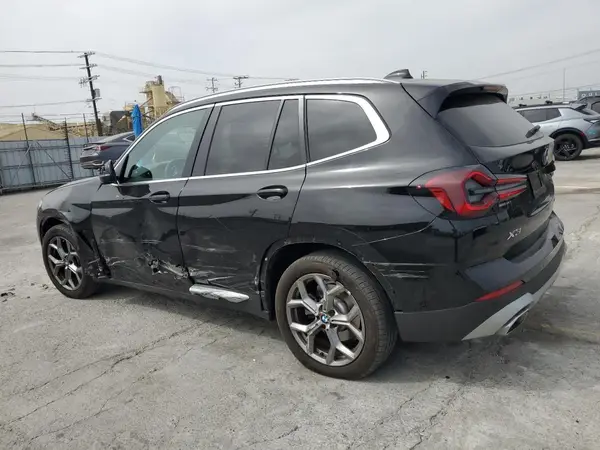 5UX43DP06N9J24572 2022 BMW X3 - Image 2