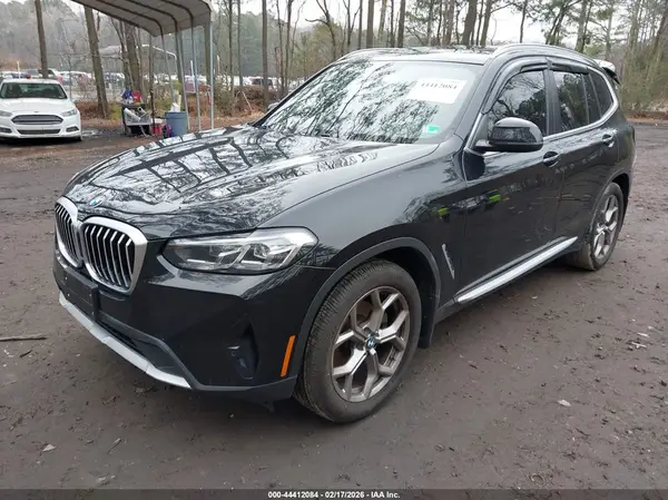 5UX43DP06N9L39742 2022 BMW X3 - Image 2