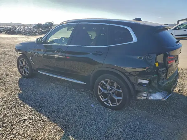 5UX43DP06N9L57917 2022 BMW X3 - Image 2
