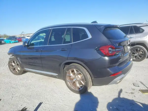 5UX43DP06N9L91002 2022 BMW X3 - Image 2