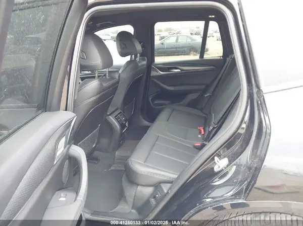 5UX43DP06N9L95177 2022 BMW X3 - Image 8