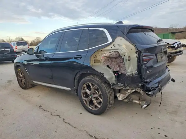 5UX43DP06N9M09594 2022 BMW X3 - Image 2