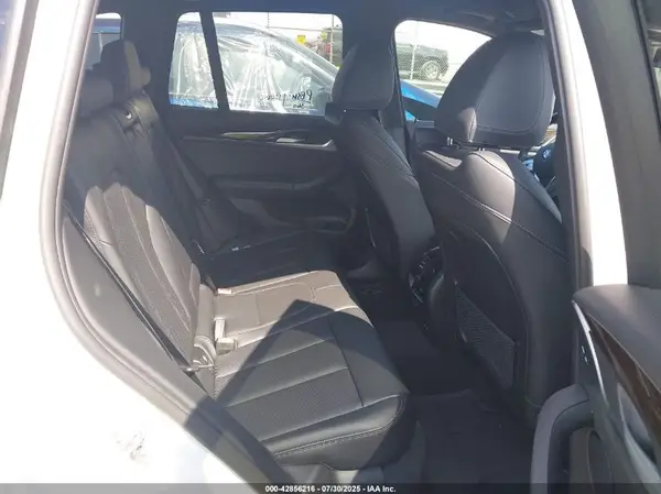 5UX43DP06N9N13745 2022 BMW X3 - Image 8