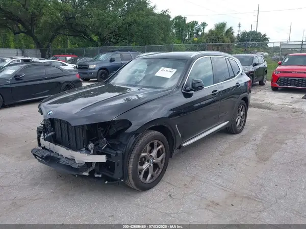 5UX43DP06P9S20172 2023 BMW X3 - Image 2