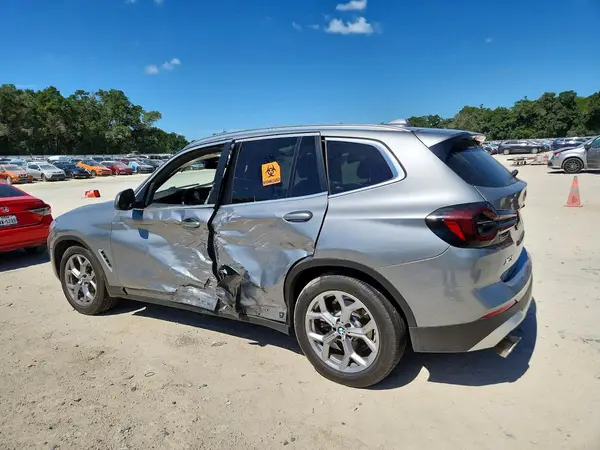 5UX43DP06R9T42582 2024 BMW X3 - Image 2