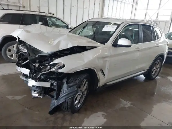 5UX43DP06R9U65167 2024 BMW X3 - Image 2