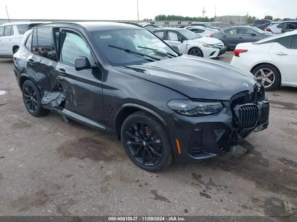 5UX43DP06R9W87725 2024 BMW X3 - Image 1