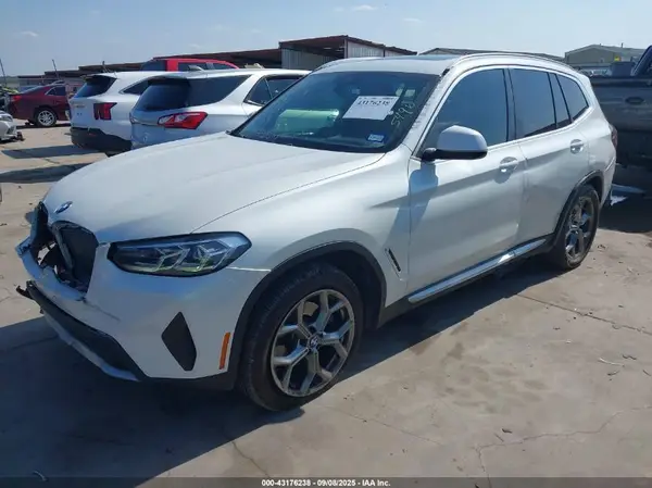 5UX43DP07N9K45496 2022 BMW X3 - Image 2