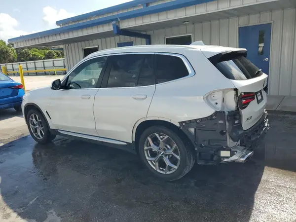 5UX43DP07N9K48057 2022 BMW X3 - Image 2