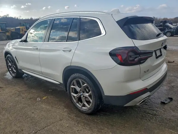 5UX43DP07N9K55218 2022 BMW X3 - Image 2