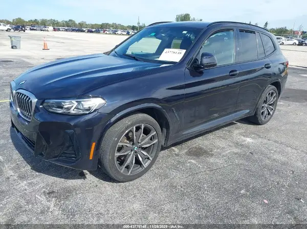 5UX43DP07N9K72004 2022 BMW X3 - Image 2
