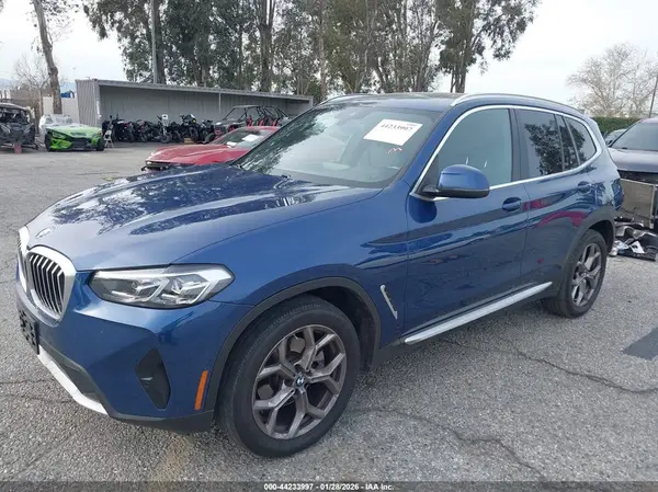 5UX43DP07N9M15503 2022 BMW X3 - Image 2