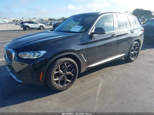 5UX43DP07N9M30471 2022 BMW X3 - Image 2