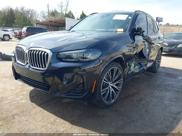 5UX43DP07N9M62823 2022 BMW X3 - Image 2