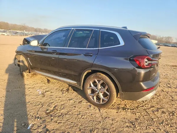 5UX43DP07N9N47211 2022 BMW X3 - Image 2