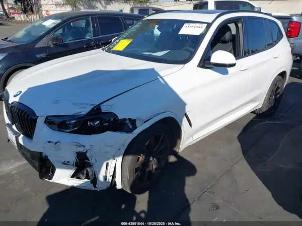5UX43DP07R9T47418 2024 BMW X3 - Image 2