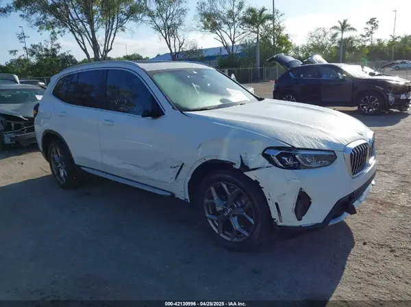 5UX43DP07R9U11649 2024 BMW X3 - Image 1