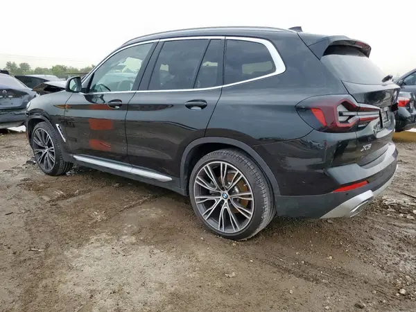 5UX43DP07R9X26466 2024 BMW X3 - Image 2