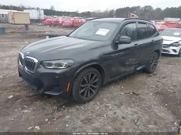 5UX43DP08N9K48228 2022 BMW X3 - Image 2