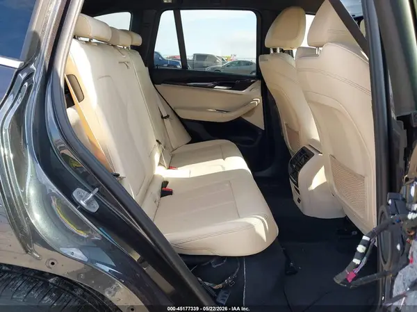 5UX43DP08N9M55587 2022 BMW X3 - Image 8