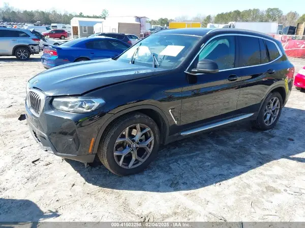 5UX43DP08N9M58392 2022 BMW X3 - Image 2