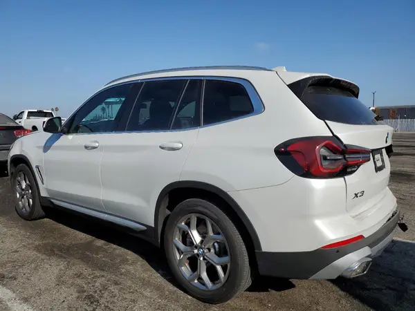 5UX43DP08N9N08384 2022 BMW X3 - Image 2