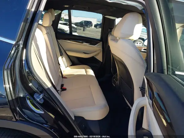 5UX43DP08P9T13856 2023 BMW X3 - Image 8