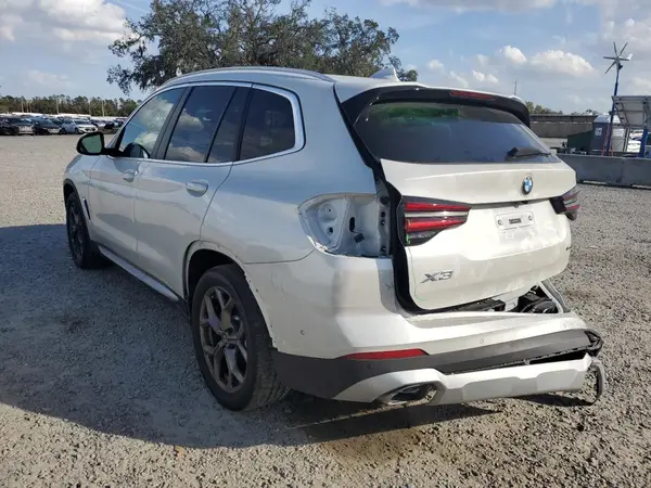 5UX43DP08R9T39988 2024 BMW X3 - Image 2