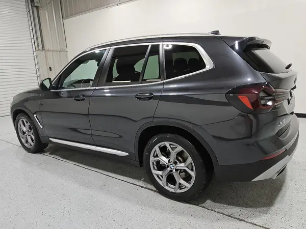 5UX43DP08R9T69489 2024 BMW X3 - Image 2