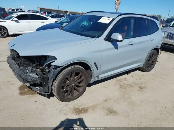 5UX43DP08R9U05245 2024 BMW X3 - Image 2