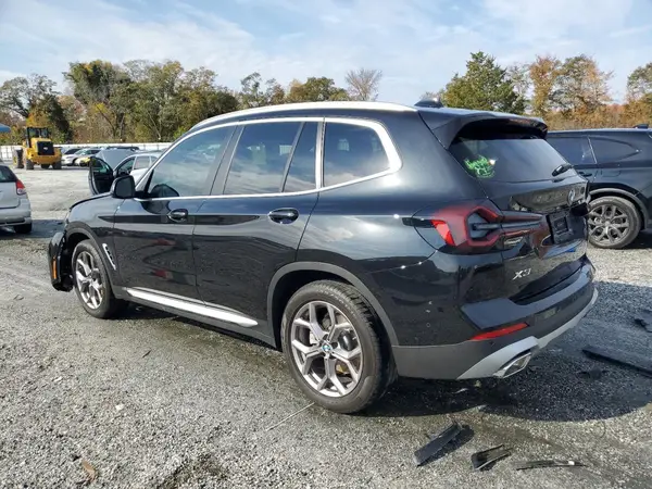 5UX43DP08R9U07402 2024 BMW X3 - Image 2