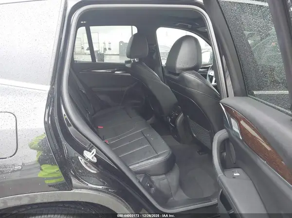 5UX43DP08R9U43557 2024 BMW X3 - Image 8