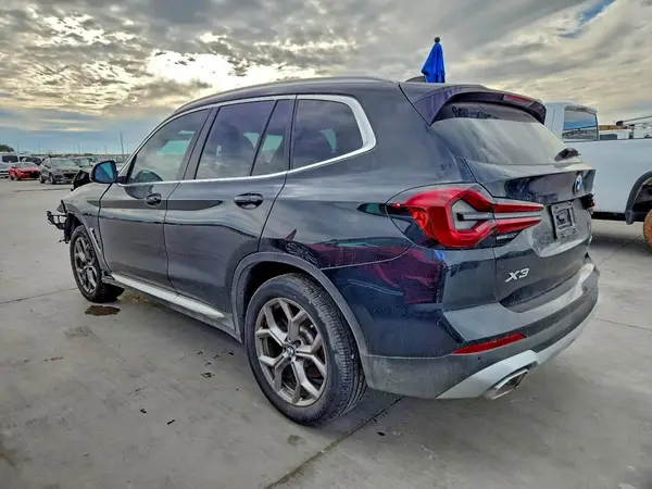 5UX43DP08R9U84495 2024 BMW X3 - Image 2