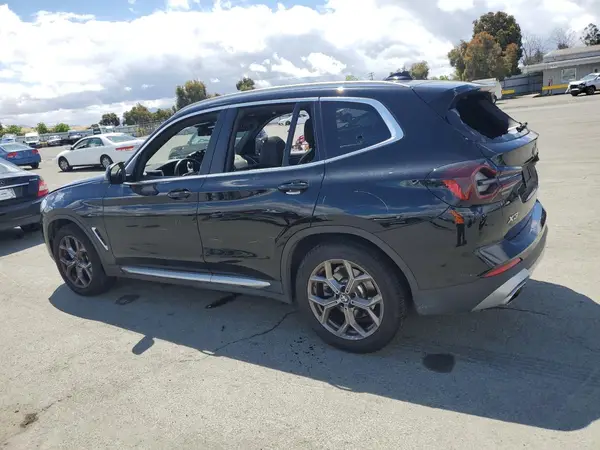 5UX43DP09N9J29328 2022 BMW X3 - Image 2