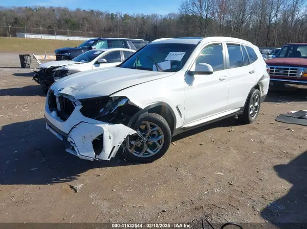 5UX43DP09N9K64793 2022 BMW X3 - Image 2