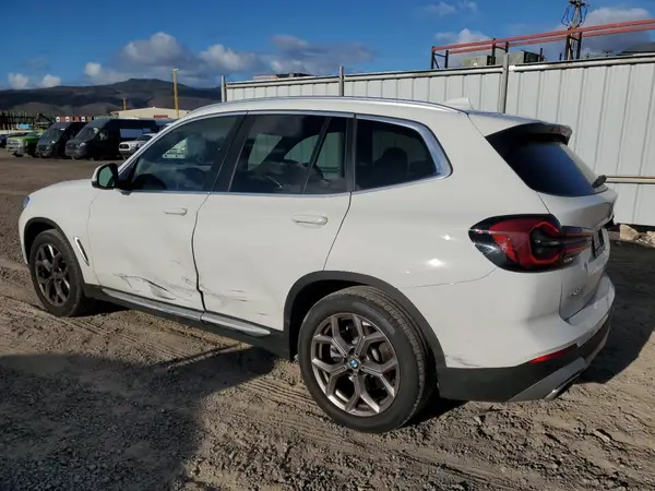 5UX43DP09N9K87636 2022 BMW X3 - Image 2