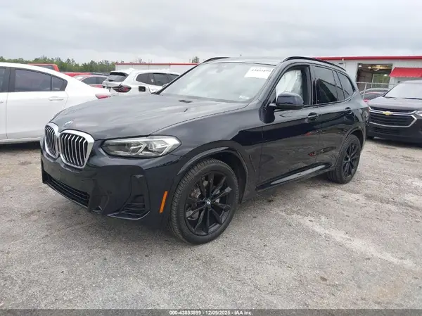 5UX43DP09N9K95185 2022 BMW X3 - Image 2