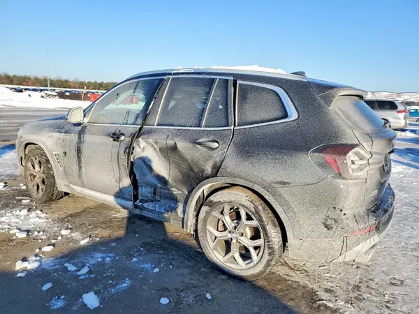 5UX43DP09N9L40223 2022 BMW X3 - Image 2