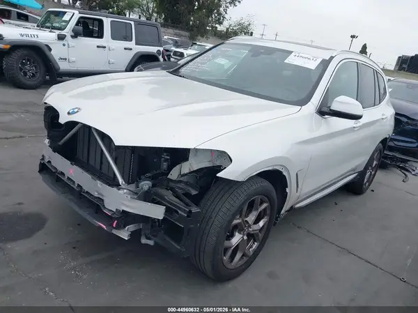 5UX43DP09N9L77093 2022 BMW X3 - Image 2