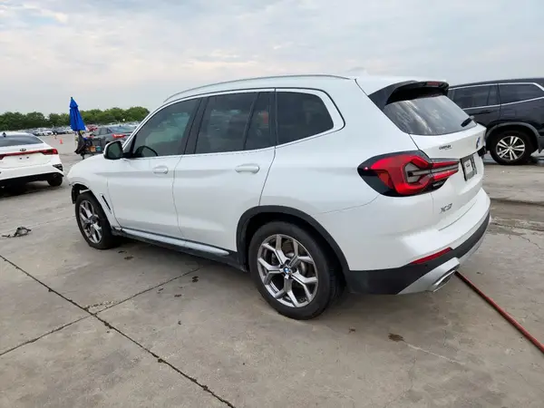 5UX43DP09N9M21416 2022 BMW X3 - Image 2