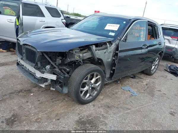 5UX43DP09P9R69807 2023 BMW X3 - Image 2