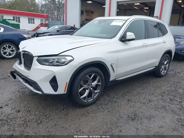 5UX43DP09R9T83630 2024 BMW X3 - Image 2